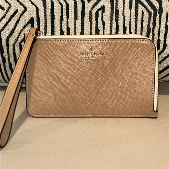 Kate Spade Beige Wristlet - Picture 2 of 8